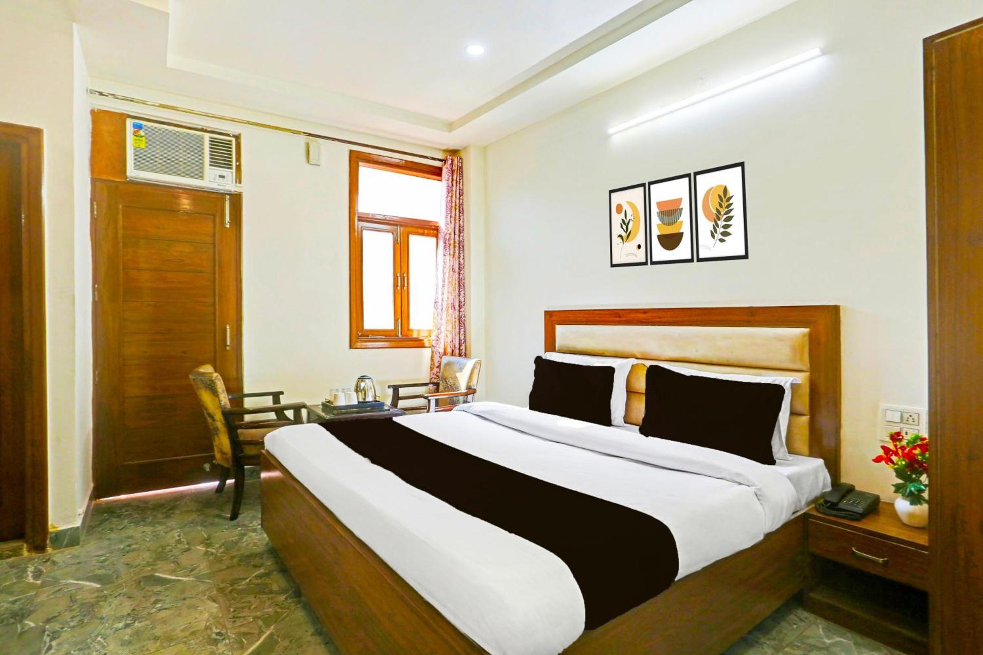 Super Hotel O Sector 45 Formerly Manyavar Chandigarh Ngoại thất bức ảnh