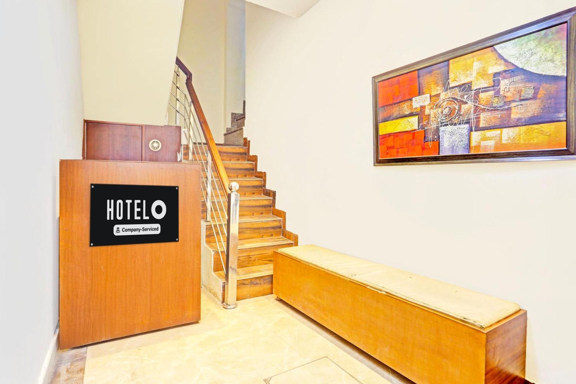Super Hotel O Sector 45 Formerly Manyavar Chandigarh Ngoại thất bức ảnh