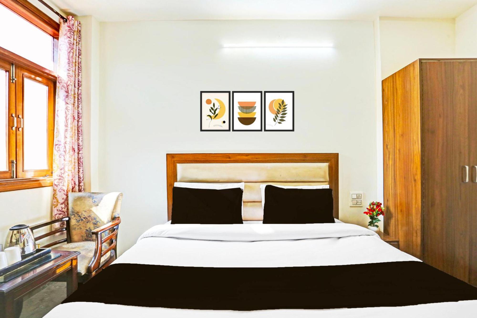 Super Hotel O Sector 45 Formerly Manyavar Chandigarh Ngoại thất bức ảnh