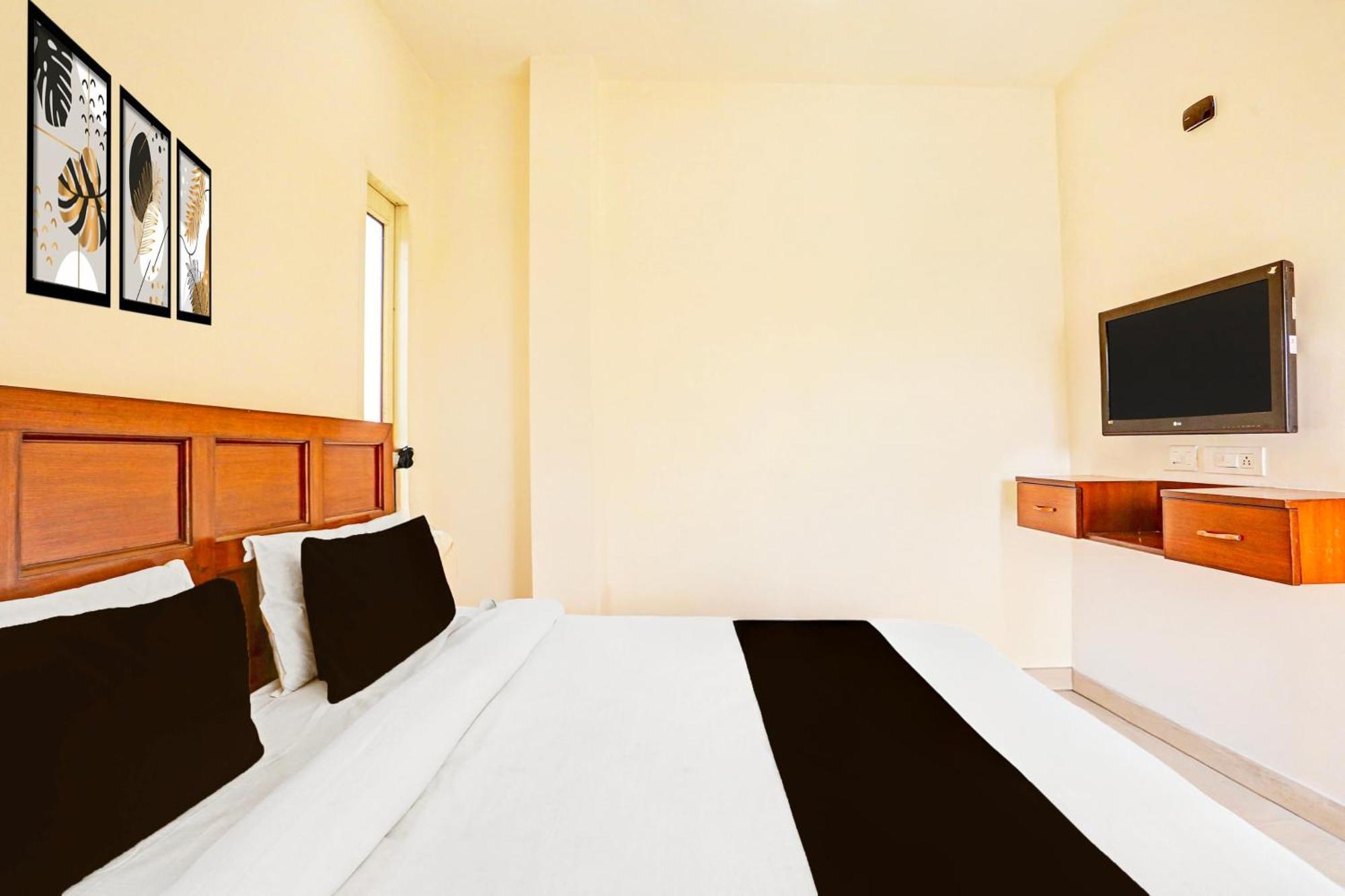 Super Hotel O Sector 45 Formerly Manyavar Chandigarh Ngoại thất bức ảnh