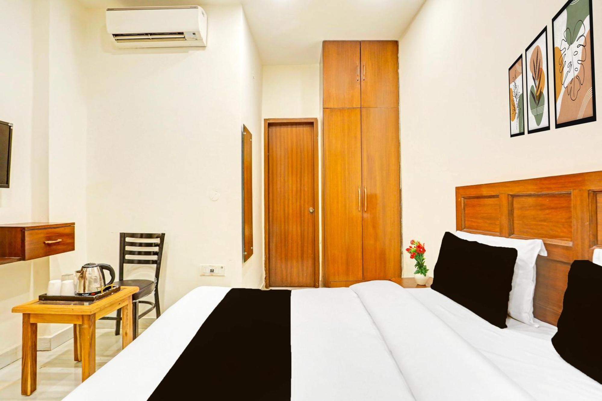 Super Hotel O Sector 45 Formerly Manyavar Chandigarh Ngoại thất bức ảnh